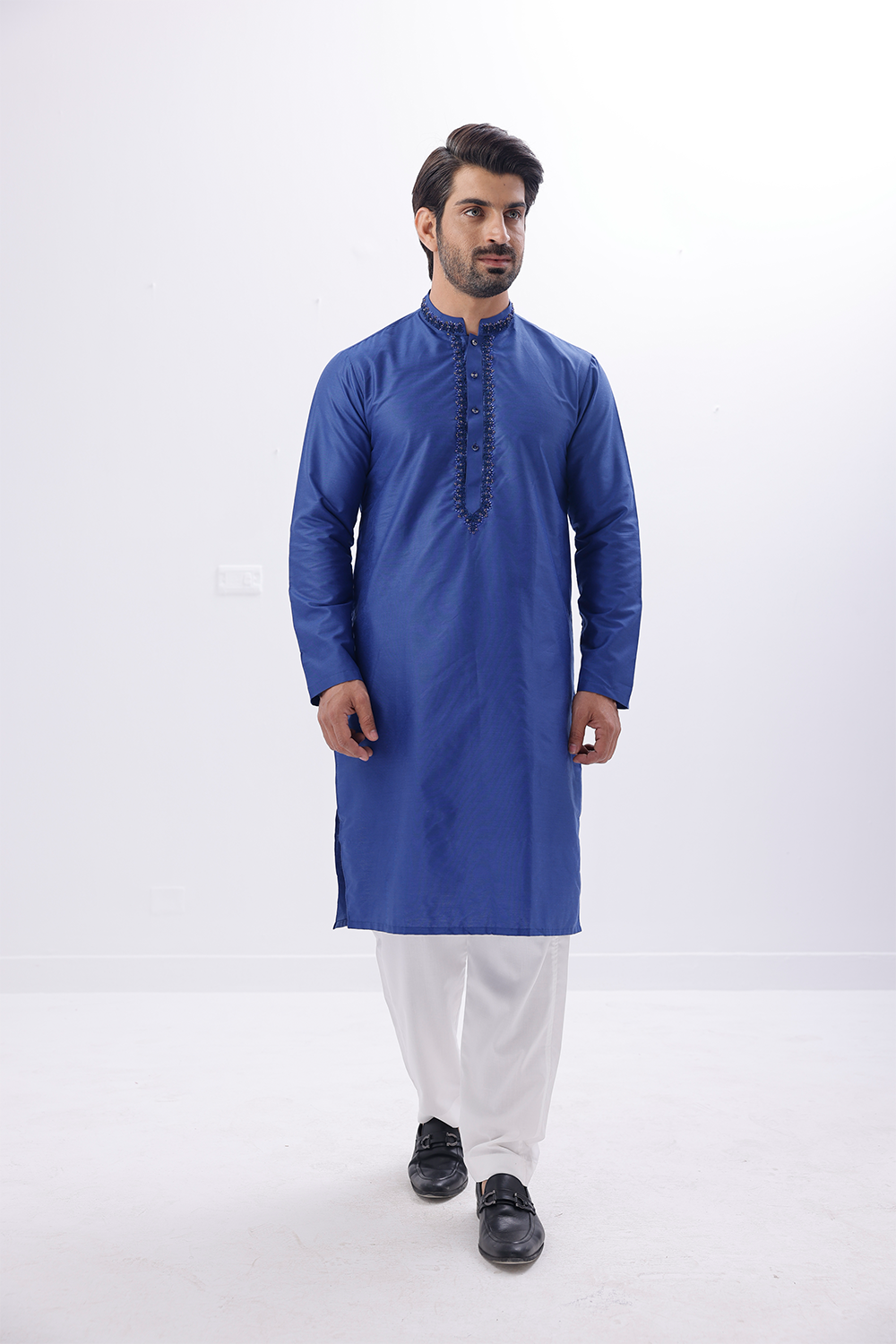 Embroidered Basic Kurta - 04