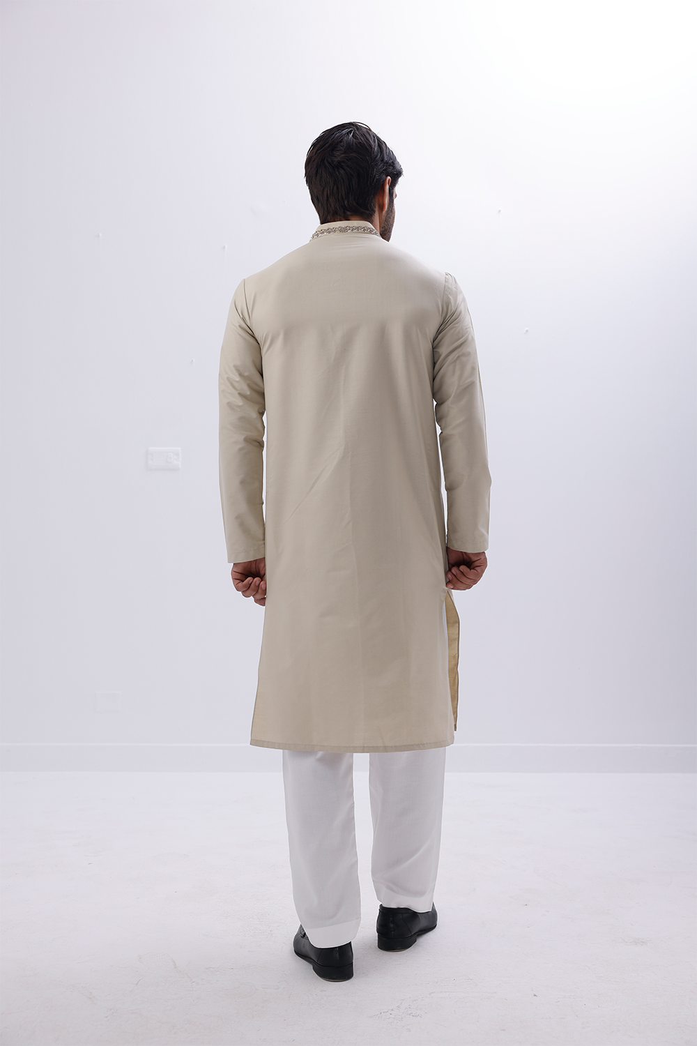 Embroidered Basic Kurta - 01