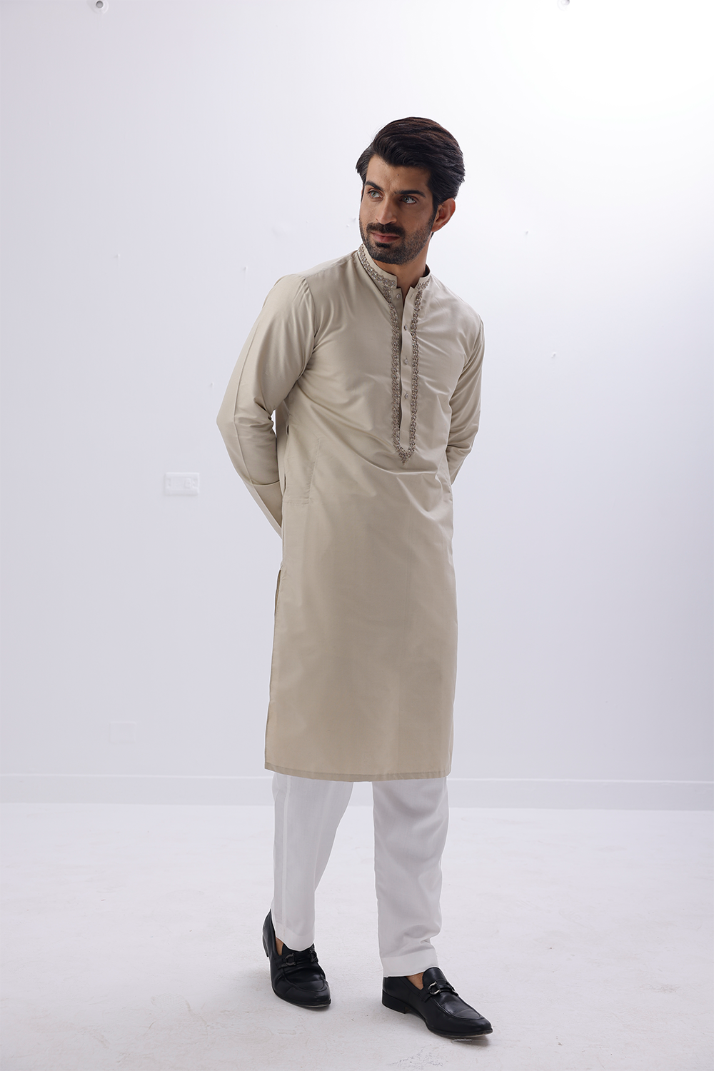 Embroidered Basic Kurta - 01