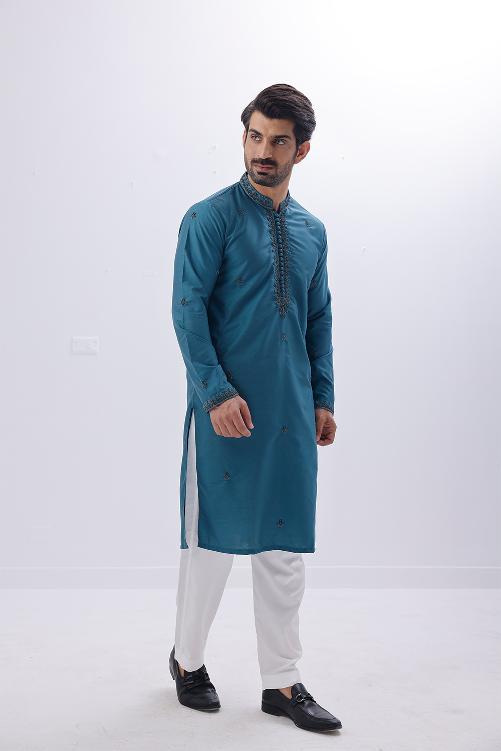 Embroidered Kurta 002 - 06