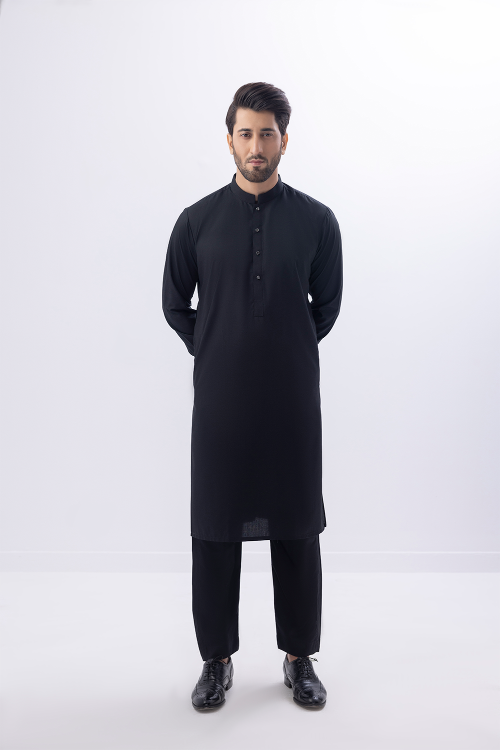 12A0395 Mens Suit - 01 - Image 1