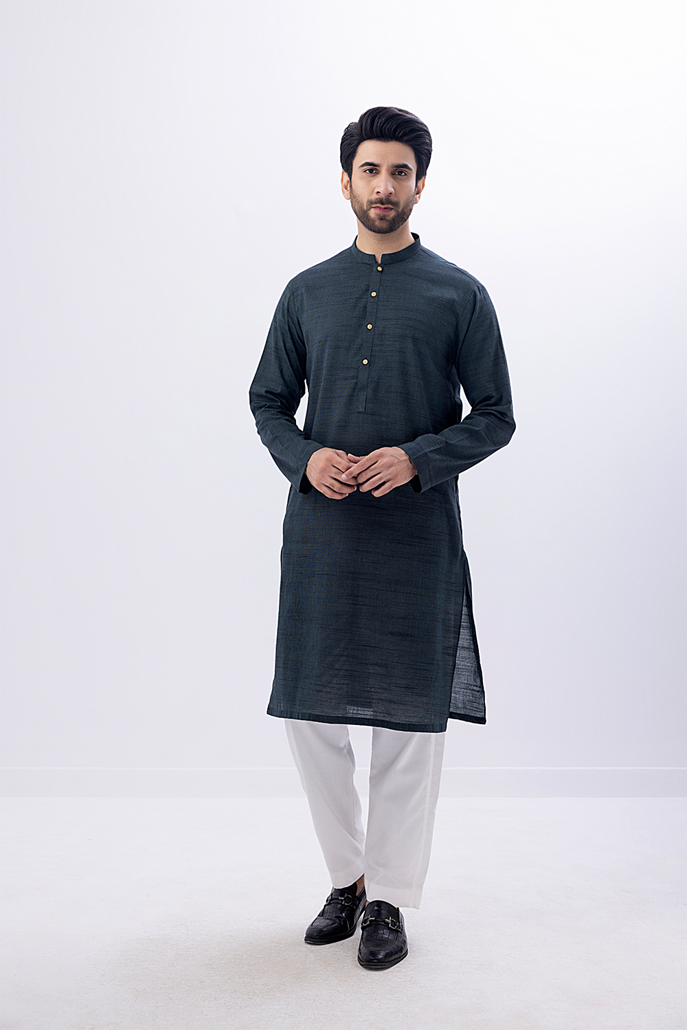 12A2326 Plain Kurta - 03 - Image 1