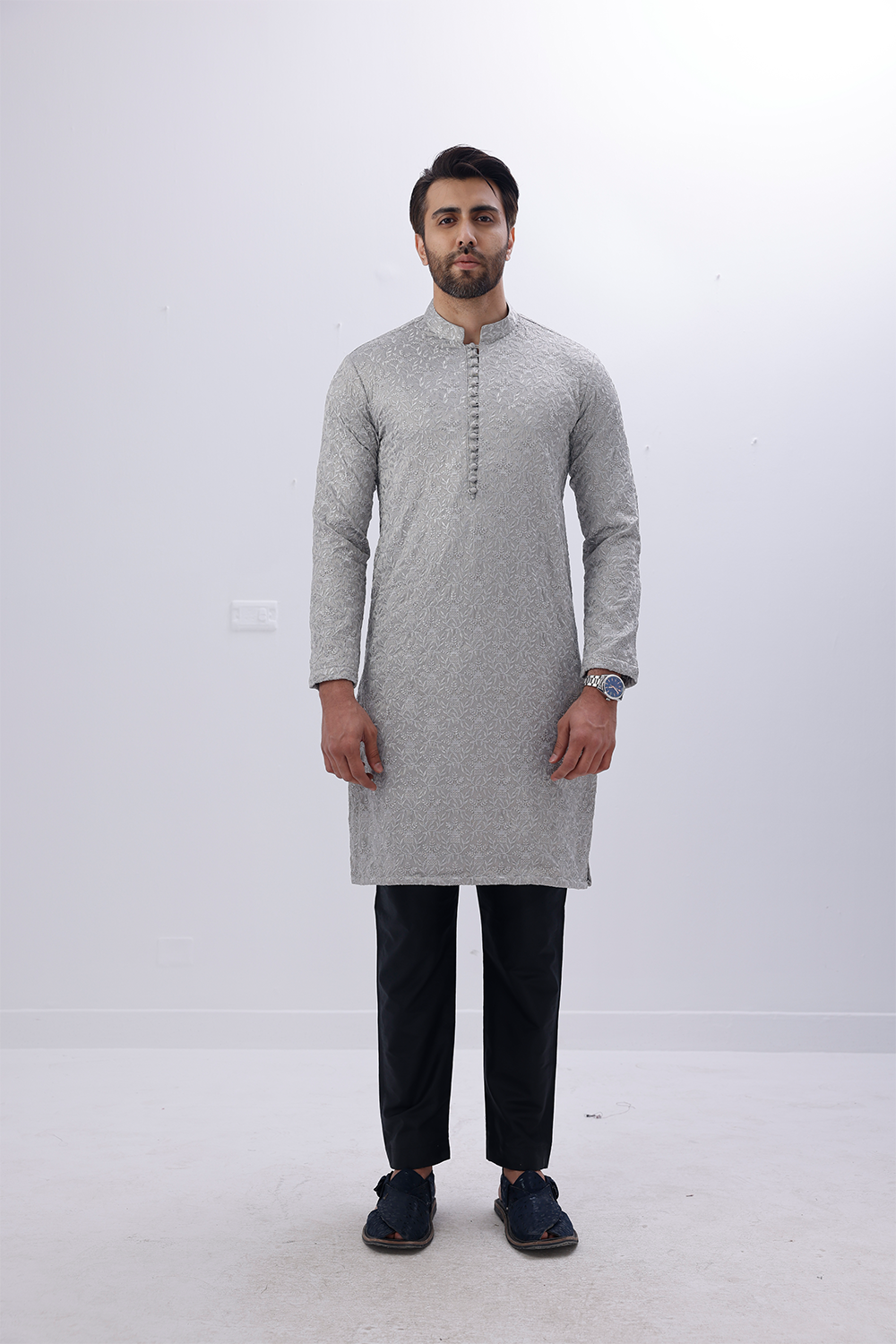 12A2805 Embroidered Kurta 003 - 09 - Image 1